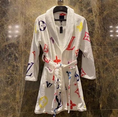 louis vuitton bathrobe women's.